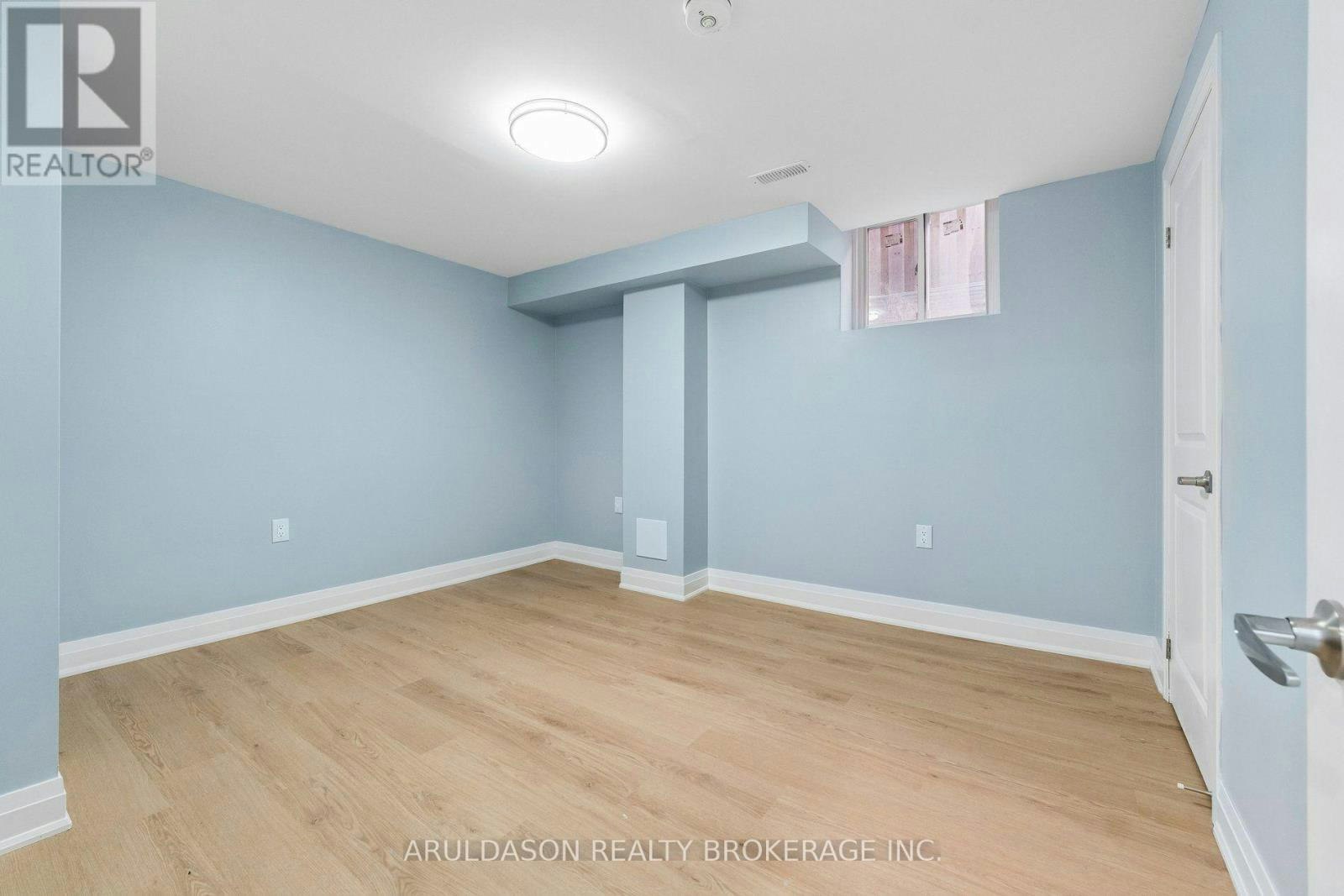 BSMT-12 Upland Drive, Whitby, ON, L1N 8H5 - 7