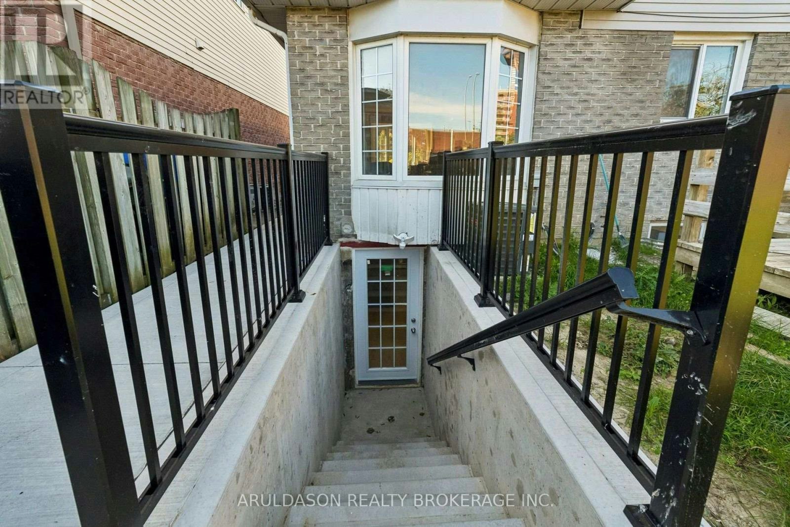 BSMT-12 Upland Drive, Whitby, ON, L1N 8H5 - 3