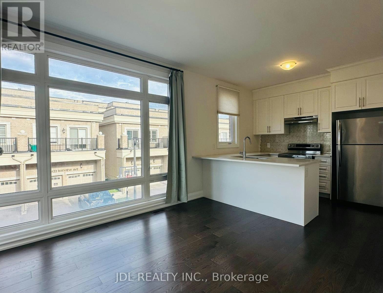 COACH HOUSE-26 Callisto Lane, Richmond Hill, ON, L4C 5G9 - 4