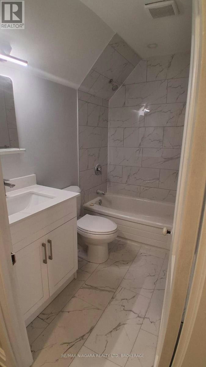 2ND FLOOR-6083 Barker Street, Niagara Falls, ON, L2G 1Y5 - 11