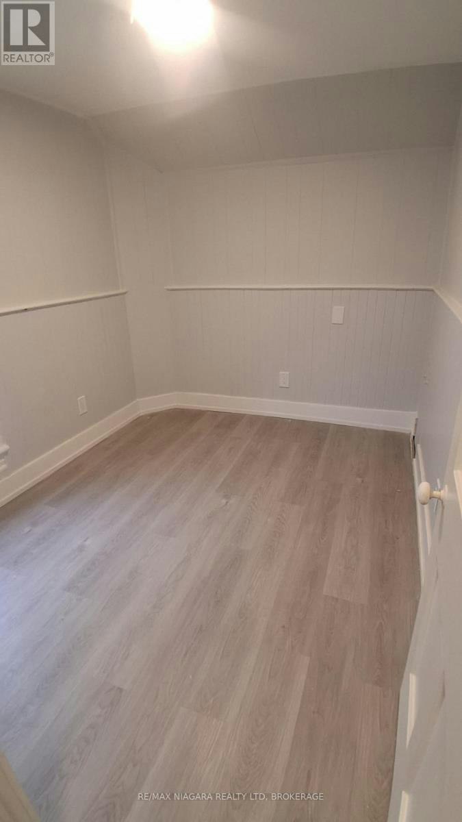 2ND FLOOR-6083 Barker Street, Niagara Falls, ON, L2G 1Y5 - 10