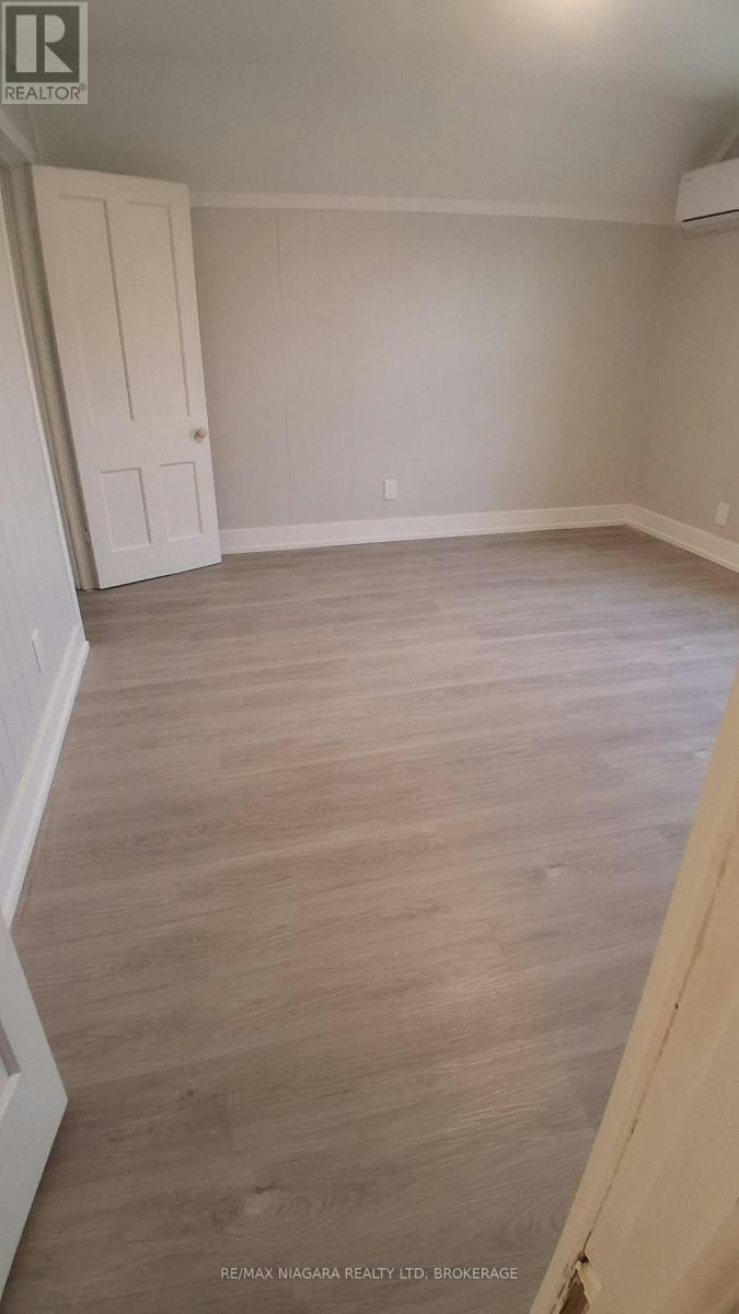 2ND FLOOR-6083 Barker Street, Niagara Falls, ON, L2G 1Y5 - 8