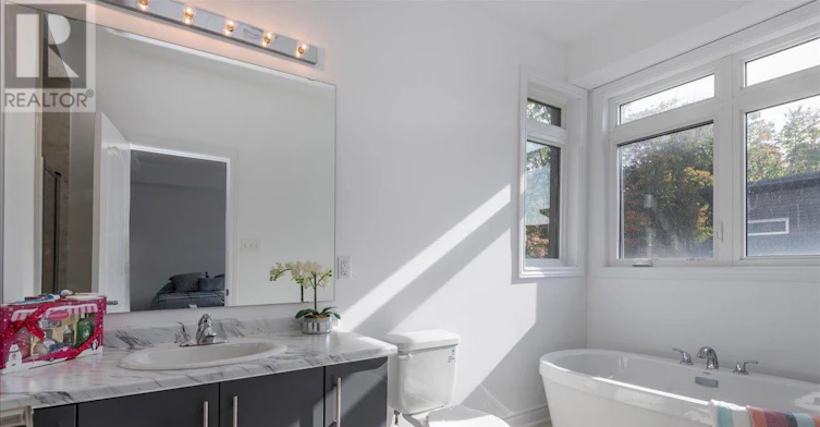 111 Marina Village Drive, Georgian Bay, ON, L0K 1S0 - 11
