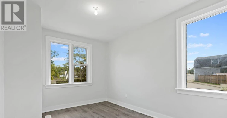 MAIN Level) 9 Prince Street, St. Catharines, ON, L2R 3X6 - 6