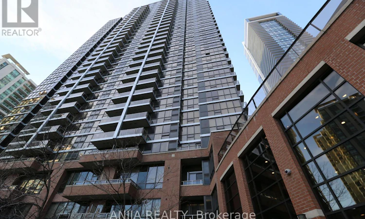 33 Sheppard Avenue E