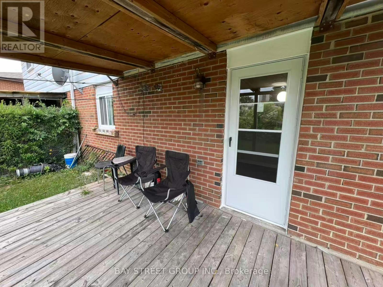GROUND FLOOR-118 Hildenboro Square, Toronto, ON, M1W 1Y3 - 10