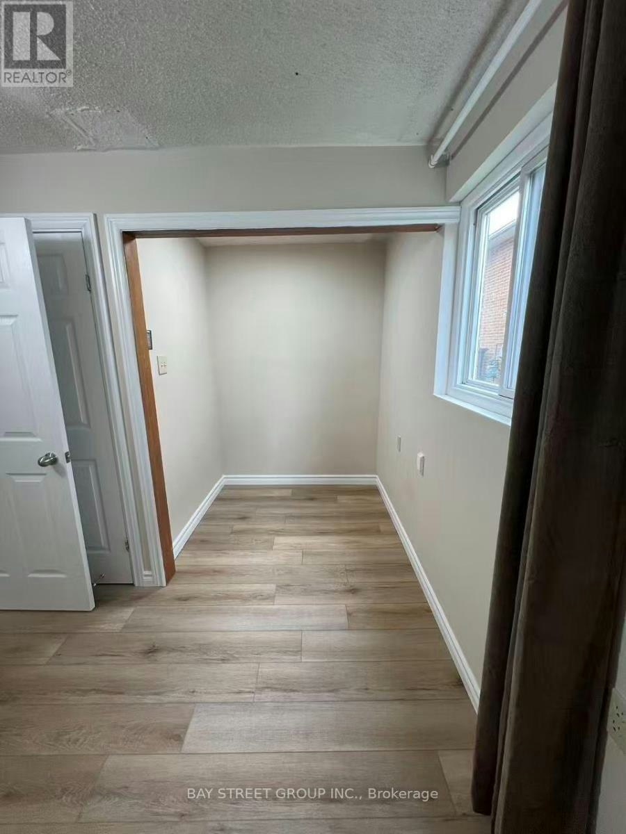 GROUND FLOOR-118 Hildenboro Square, Toronto, ON, M1W 1Y3 - 5