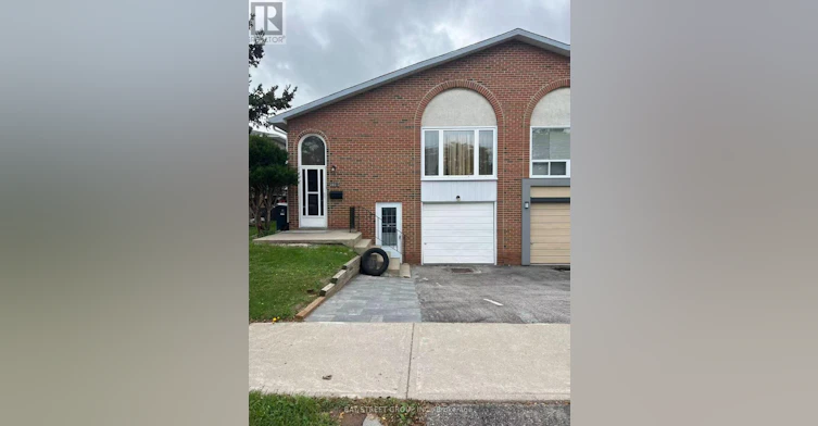 GROUND FLOOR-118 Hildenboro Square, Toronto, ON, M1W 1Y3