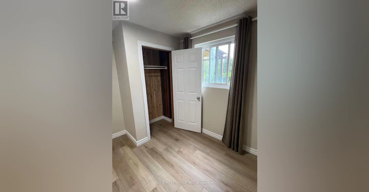 GROUND FLOOR-118 Hildenboro Square, Toronto, ON, M1W 1Y3 - 3