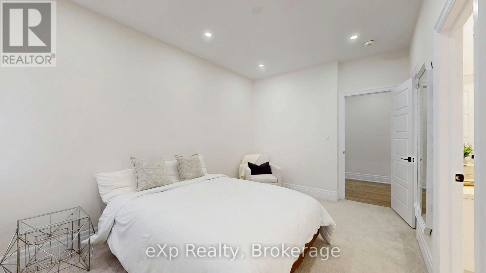 3313 Sunningdale Gardens, Oakville, ON, L6M 5K5 - 22