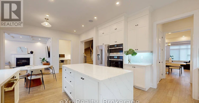 3313 Sunningdale Gardens, Oakville, ON, L6M 5K5 - 3
