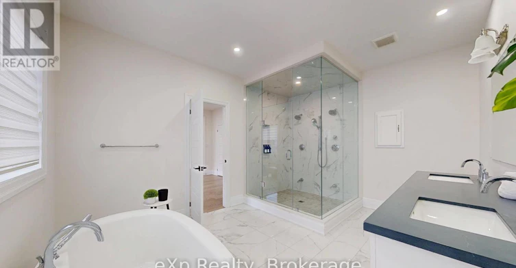 3313 Sunningdale Gardens, Oakville, ON, L6M 5K5 - 15