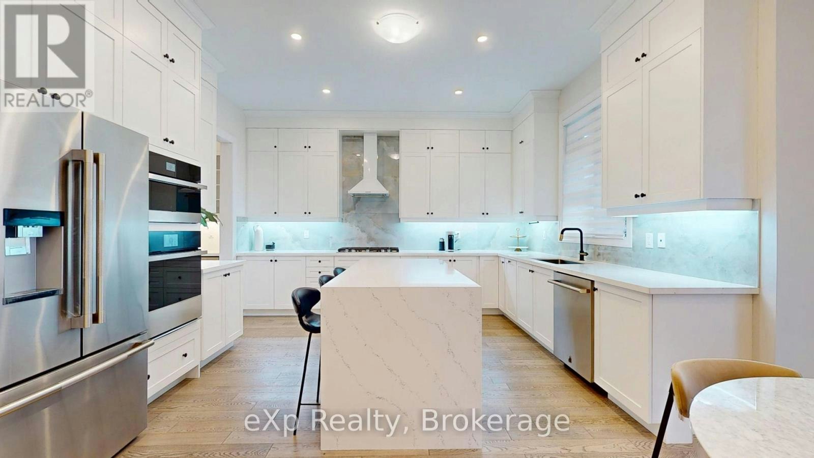 3313 Sunningdale Gardens, Oakville, ON, L6M 5K5 - 5