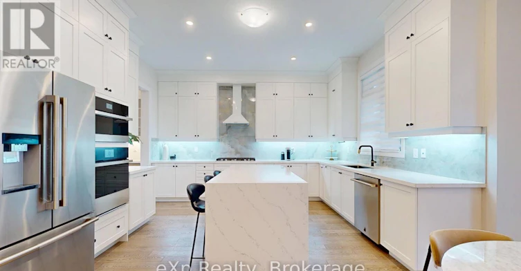 3313 Sunningdale Gardens, Oakville, ON, L6M 5K5 - 5