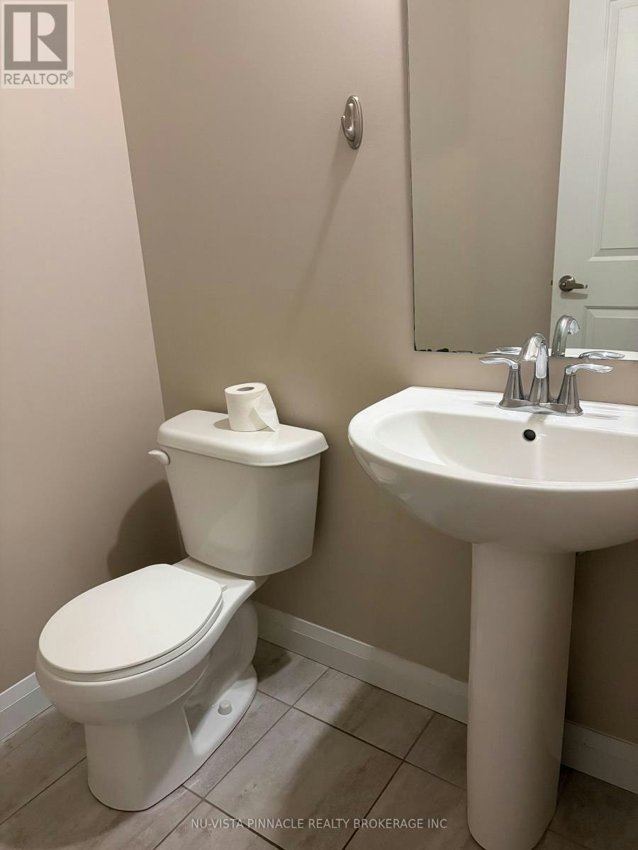 90-2040 Shore Road, London, ON, N6K 0G3 - 4