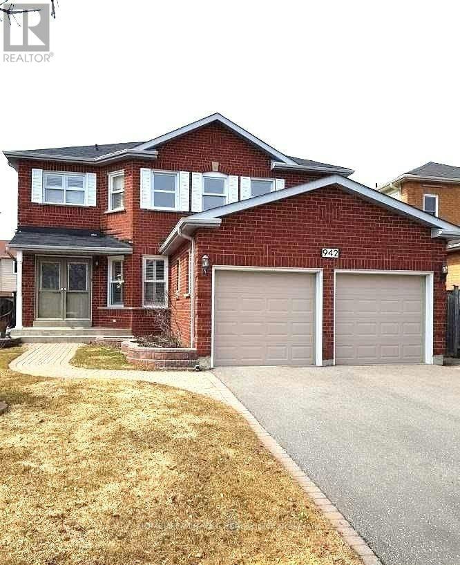 MAIN-942 Sandcliff Drive, Oshawa, ON, L1K 2C9