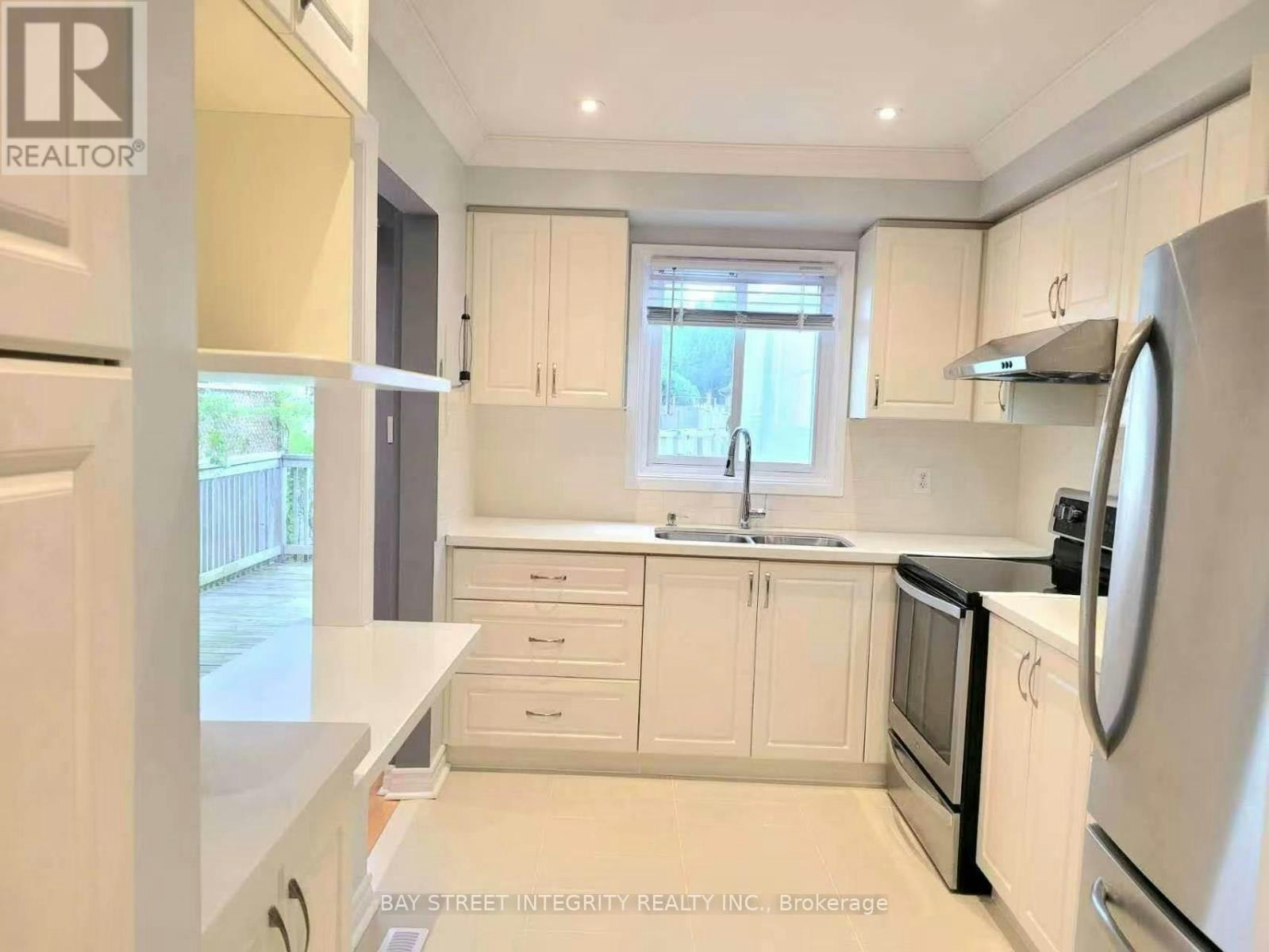 22 Dunbar Crescent, Markham, ON, L3R 6W8 - 7