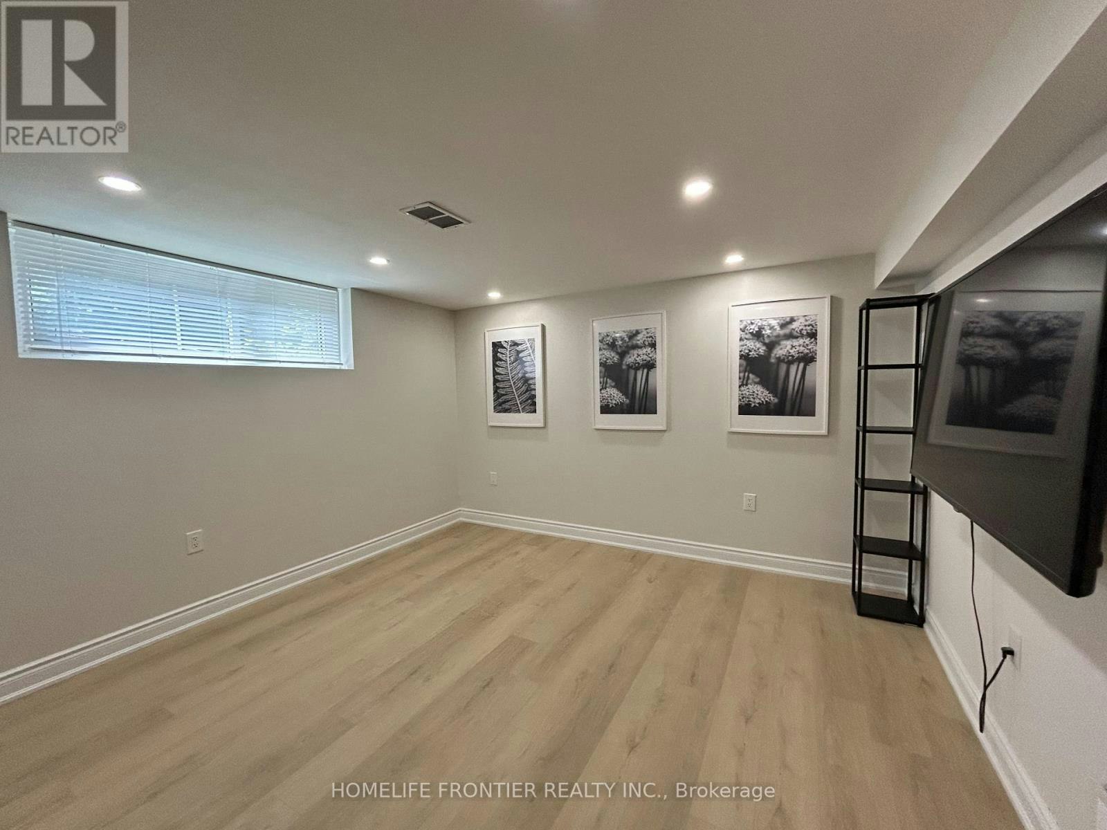 BASEMENT-141 Brighton Avenue, Toronto, ON, M3H 4E1 - 4