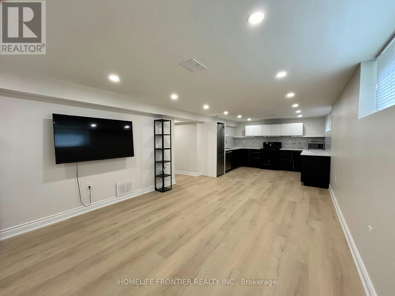 BASEMENT-141 Brighton Avenue, Toronto, ON, M3H 4E1 - 9