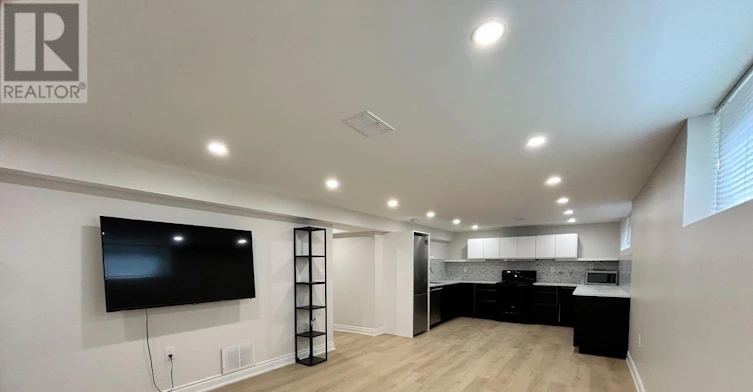 BASEMENT-141 Brighton Avenue, Toronto, ON, M3H 4E1 - 9