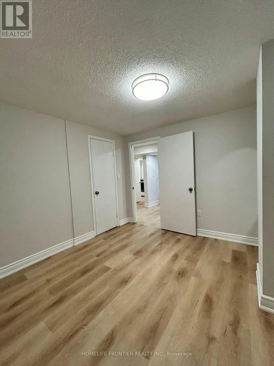 BASEMENT-141 Brighton Avenue, Toronto, ON, M3H 4E1 - 17