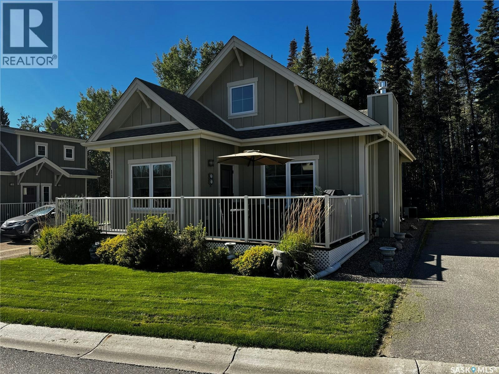 11 Cottage Crescent, Elk Ridge, SK, S0J 2Y0