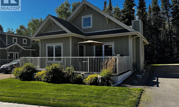 11 Cottage Crescent