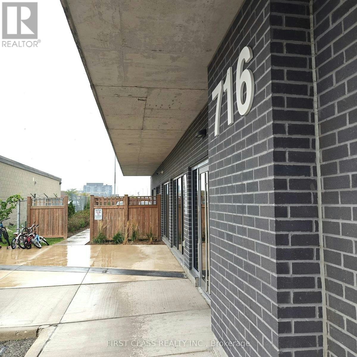 808-716 Main Street E, Milton, ON, L9T 0K9