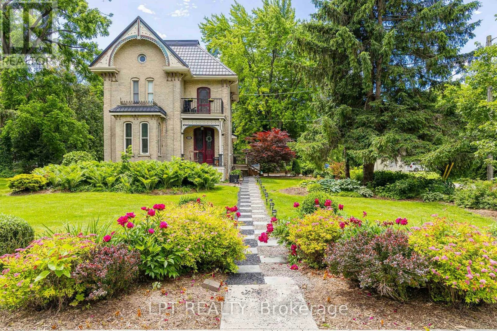 283 Hastings Street, North Middlesex, ON, N0M 2K0