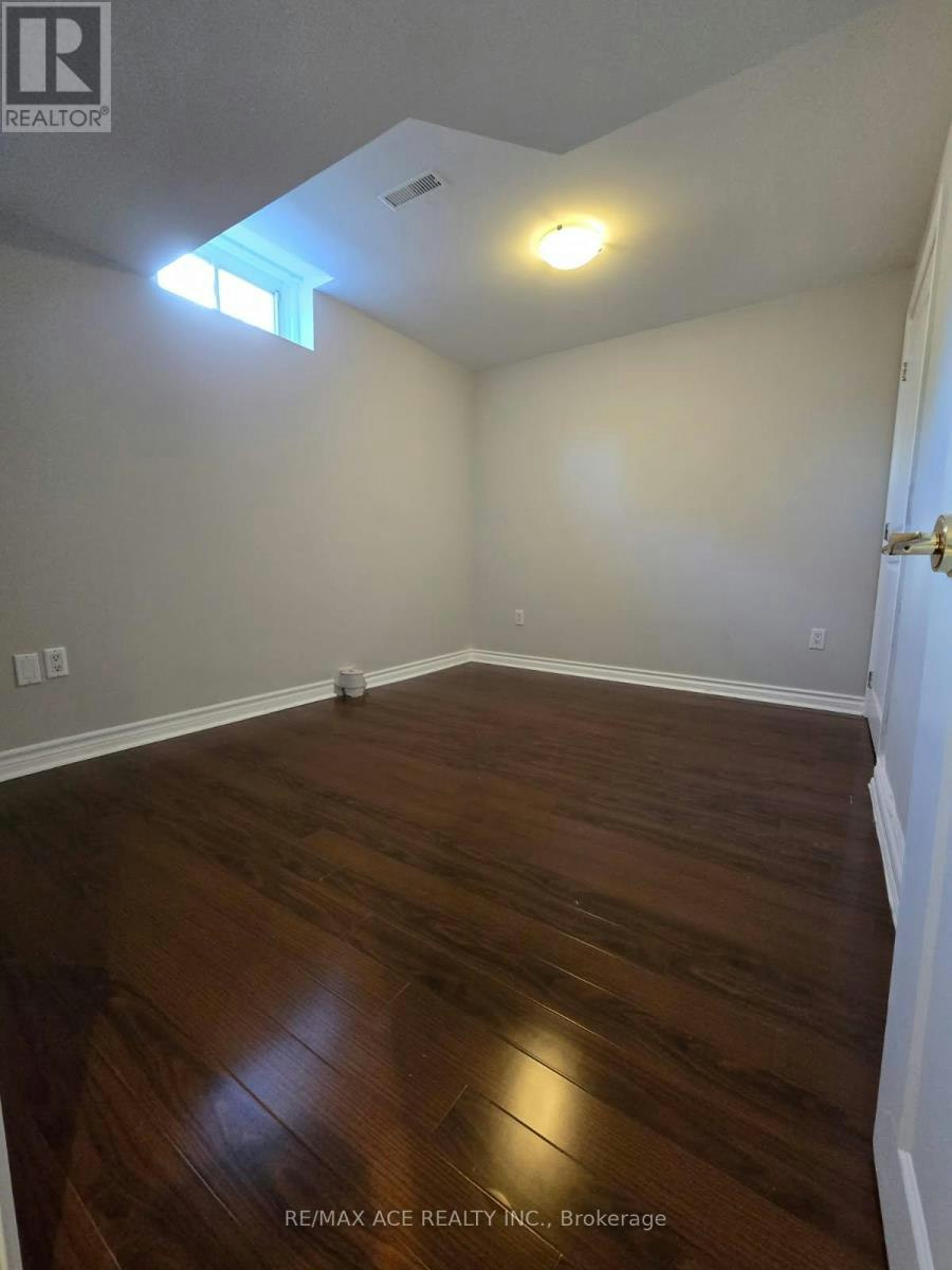 BSMT-25 Pilkington Crescent, Vaughan, ON, L4J 7J5 - 6