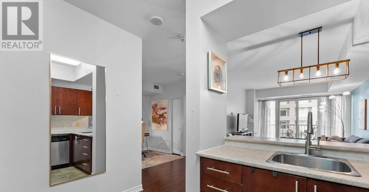 1702-200 Rideau Street, Ottawa, ON, K1N 5Y1 - 12