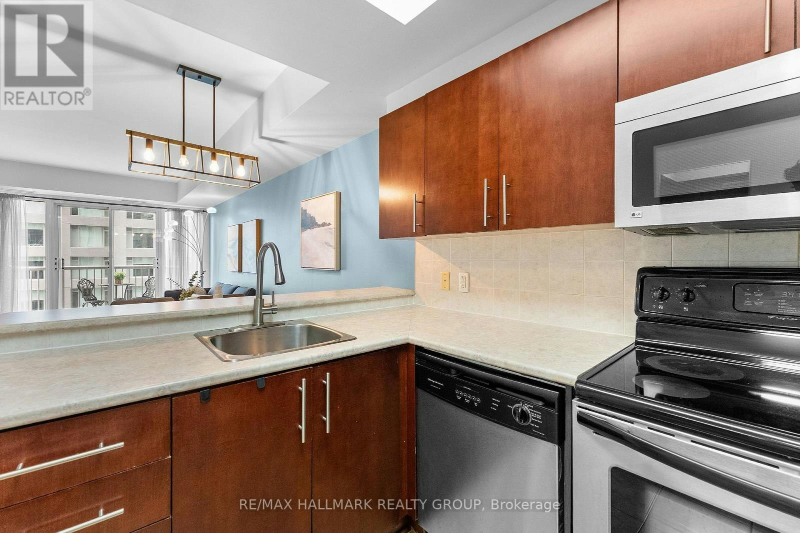 1702-200 Rideau Street, Ottawa, ON, K1N 5Y1 - 15