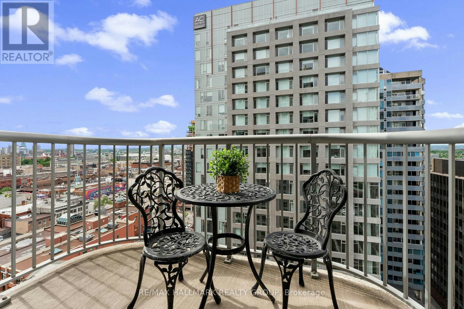 1702-200 Rideau Street, Ottawa, ON, K1N 5Y1 - 26