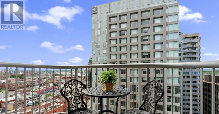 1702-200 Rideau Street, Ottawa, ON, K1N 5Y1 - 26