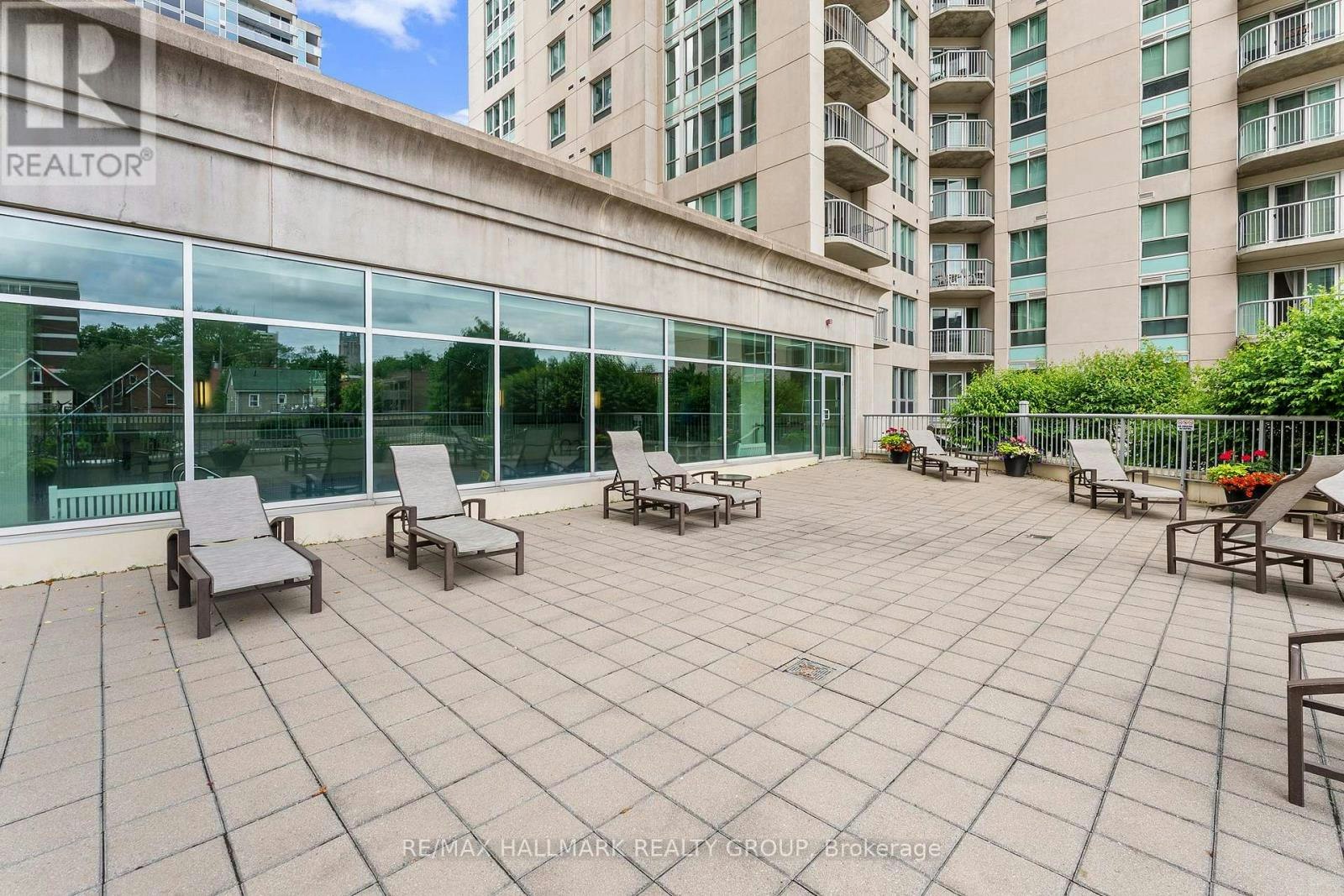 1702-200 Rideau Street, Ottawa, ON, K1N 5Y1 - 35