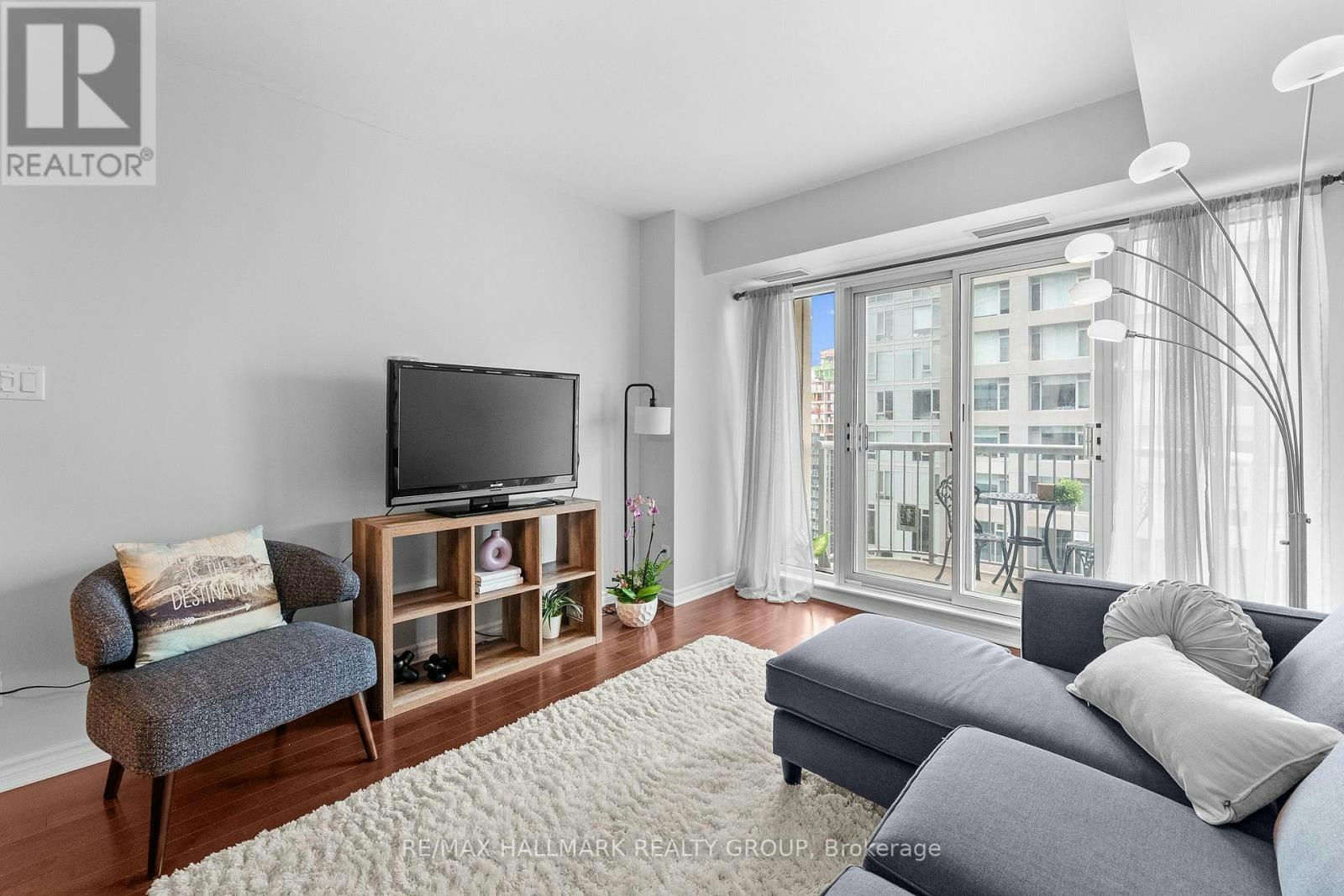 1702-200 Rideau Street, Ottawa, ON, K1N 5Y1 - 24