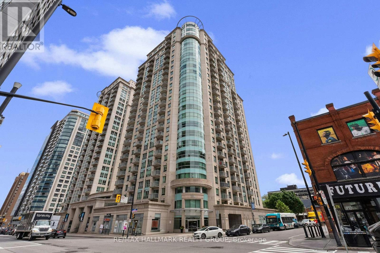 1702-200 Rideau Street, Ottawa, ON, K1N 5Y1 - 45