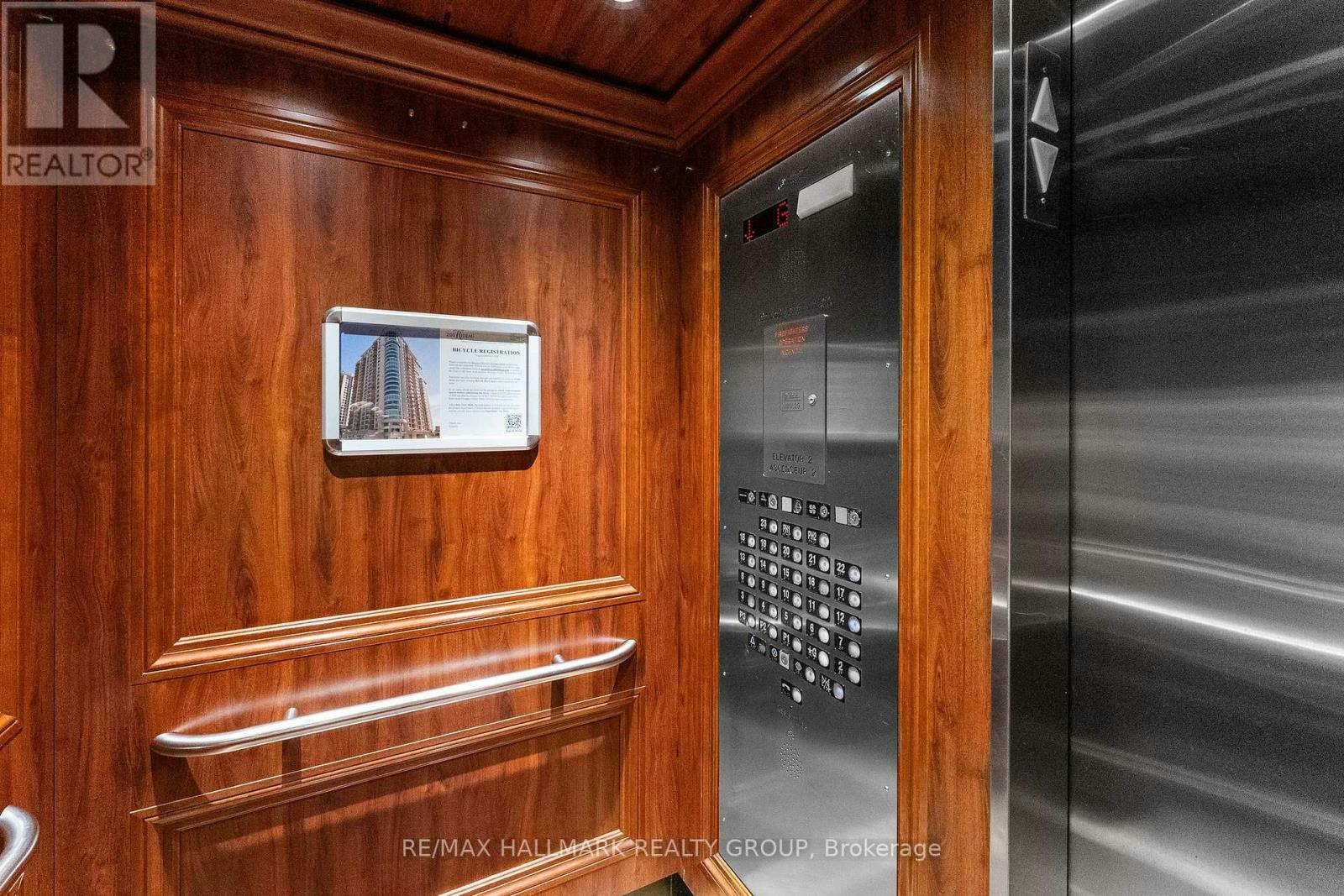 1702-200 Rideau Street, Ottawa, ON, K1N 5Y1 - 6