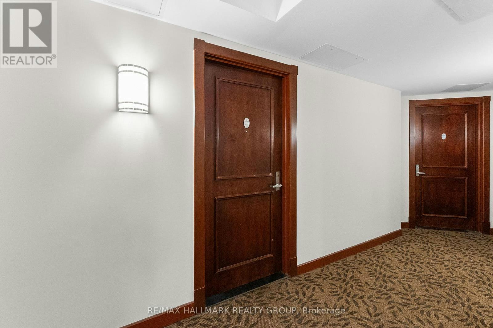 1702-200 Rideau Street, Ottawa, ON, K1N 5Y1 - 9
