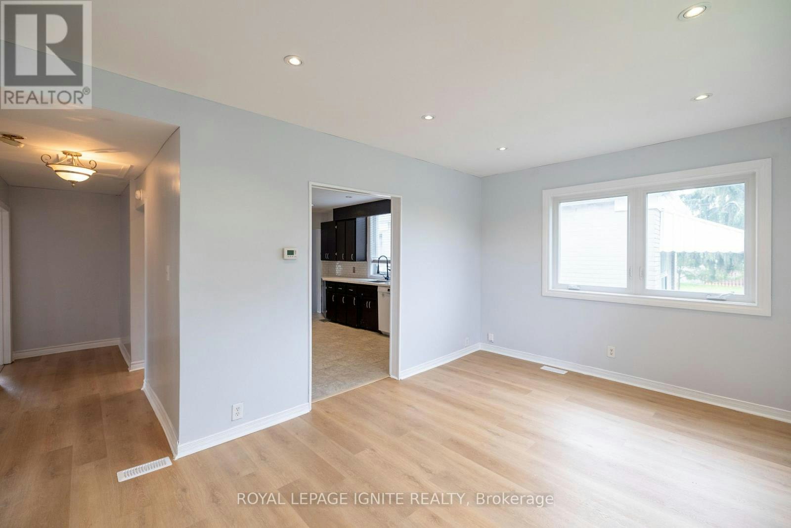 271 Conlins Road, Toronto, ON, M1C 1C4 3