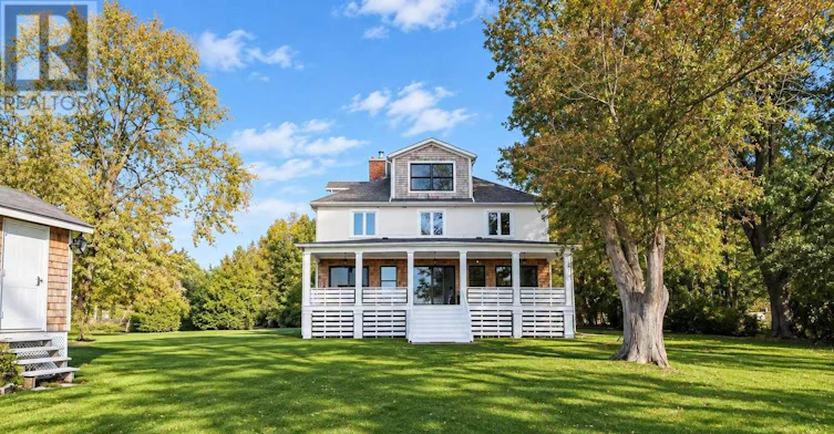 212 Cameron Crescent, Georgina, ON, L4P 3T6