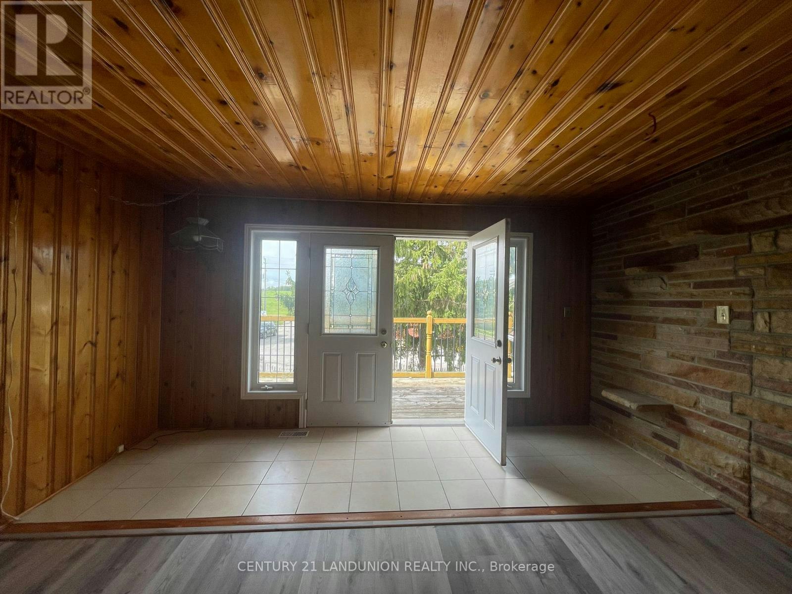 20215 Woodbine Avenue, East Gwillimbury, ON, L0G 1R0 - 23