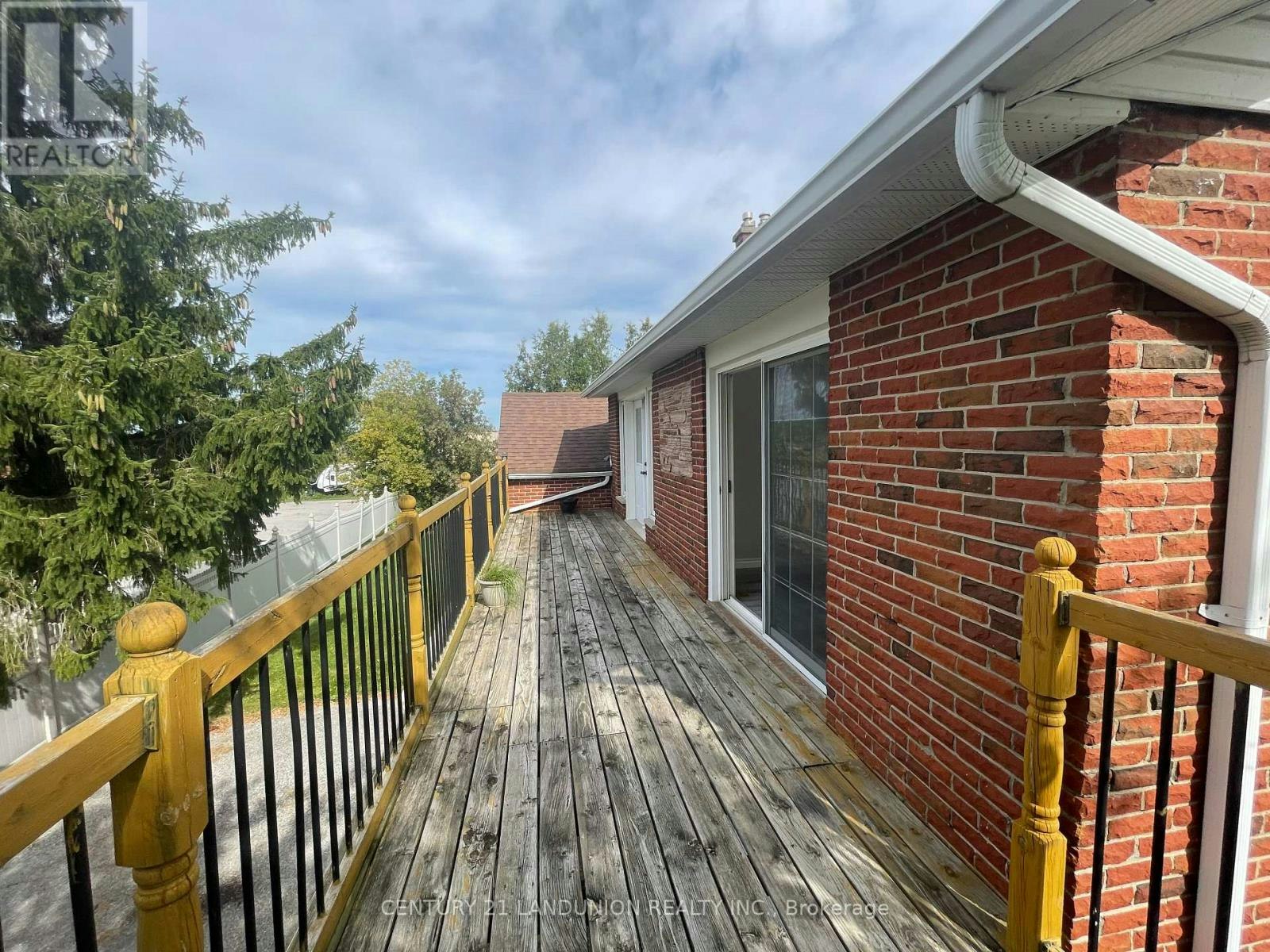20215 Woodbine Avenue, East Gwillimbury, ON, L0G 1R0 - 20