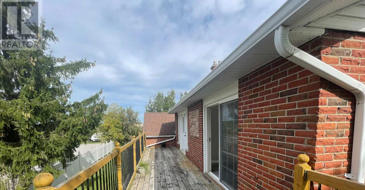 20215 Woodbine Avenue, East Gwillimbury, ON, L0G 1R0 - 20