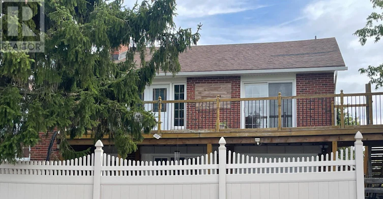 20215 Woodbine Avenue, East Gwillimbury, ON, L0G 1R0 - 2
