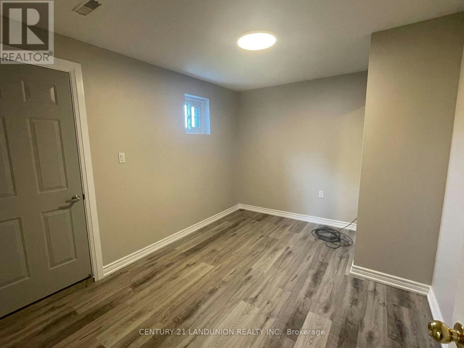20215 Woodbine Avenue, East Gwillimbury, ON, L0G 1R0 - 9