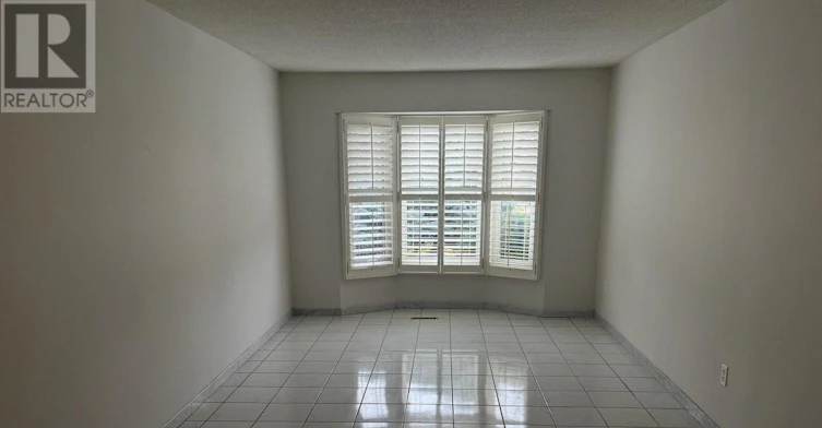 MAIN-5889 River Grove Avenue, Mississauga, ON, L5M 4W2 - 4