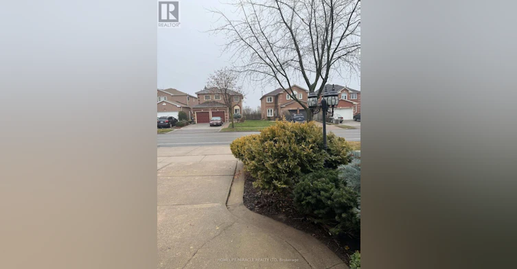 MAIN-5889 River Grove Avenue, Mississauga, ON, L5M 4W2 - 2
