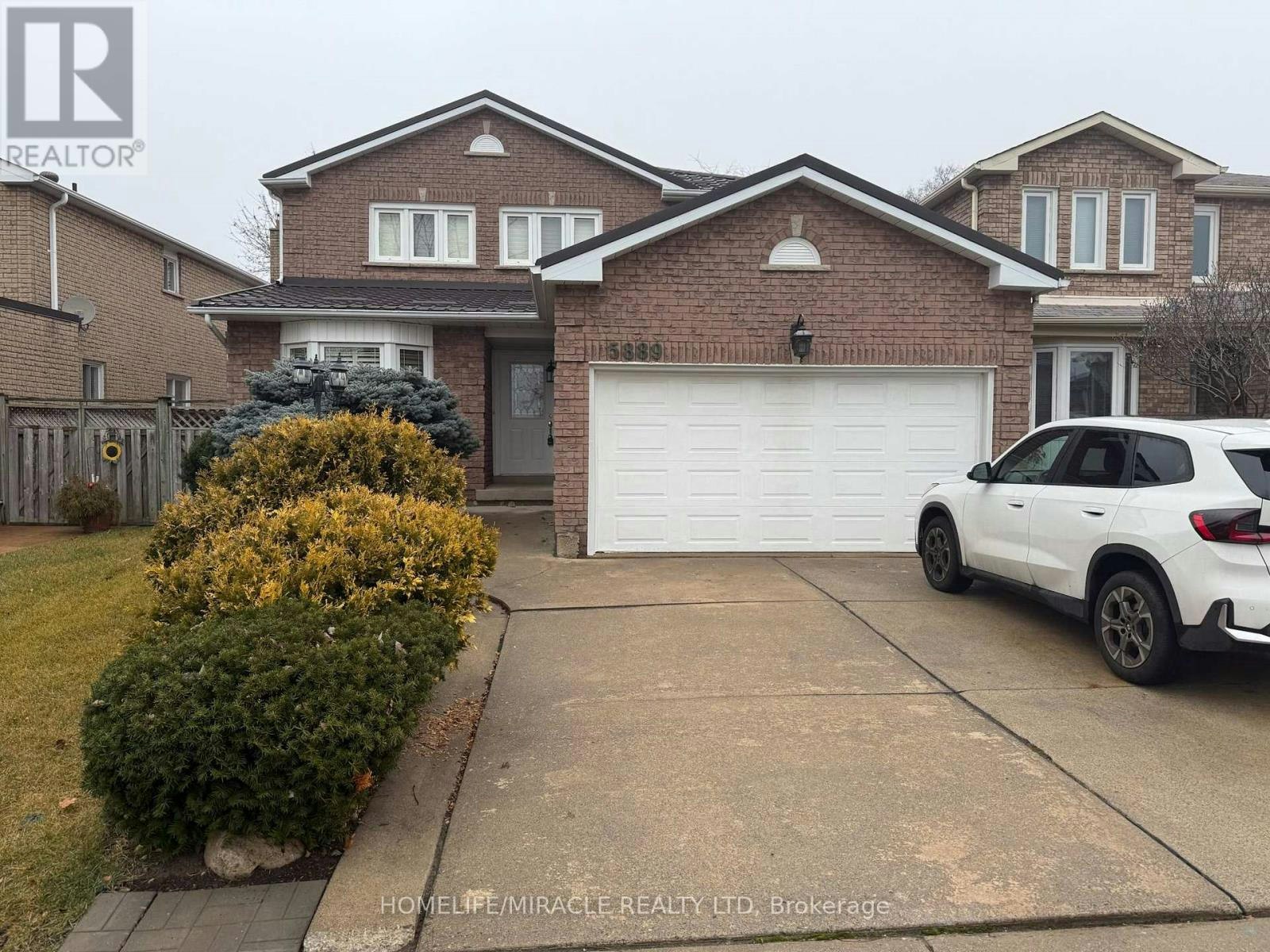 MAIN-5889 River Grove Avenue, Mississauga, ON, L5M 4W2