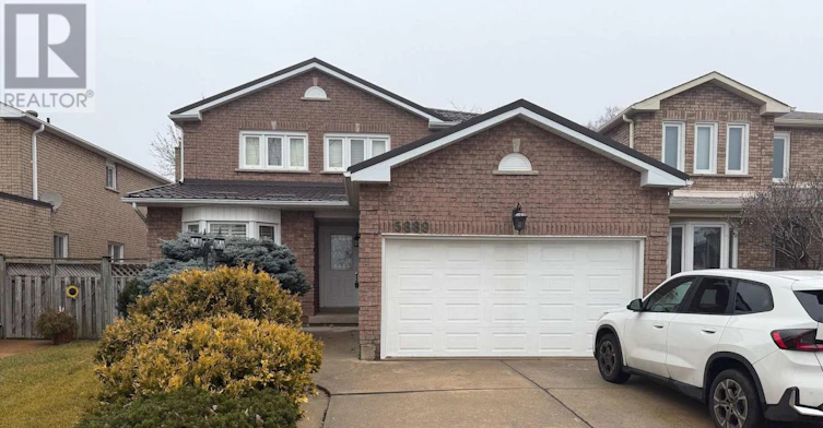 MAIN-5889 River Grove Avenue, Mississauga, ON, L5M 4W2